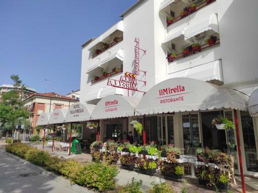 Villa Mirella-Nuova Gestione Grado Eksteriør bilde